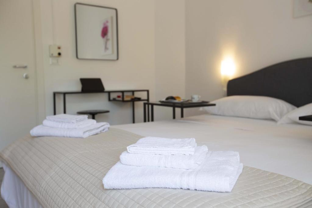 Hotel Elite Cervia Exterior foto