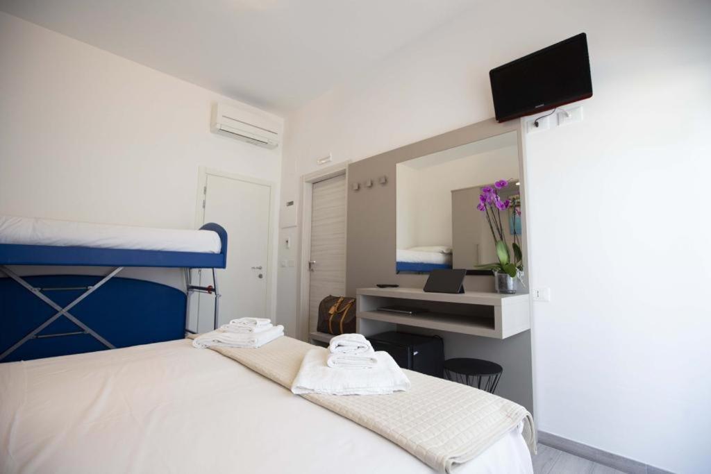 Hotel Elite Cervia Exterior foto
